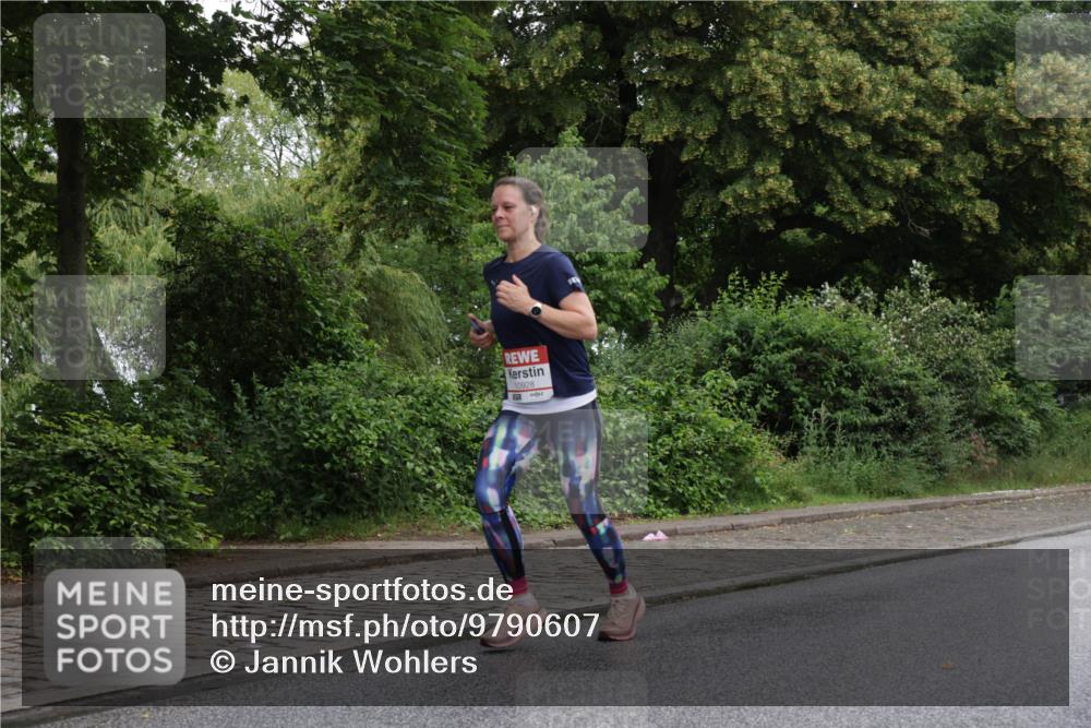 14.06.2026 - REWE Women's Run Jannik Wohlers http://msf.ph/oto/9790607 14.06.2026 10:04:21 Laufen 10928 meine-sportfotos.de