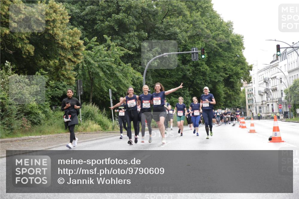 14.06.2026 - REWE Women's Run Jannik Wohlers http://msf.ph/oto/9790609 14.06.2026 10:04:27 Laufen  meine-sportfotos.de