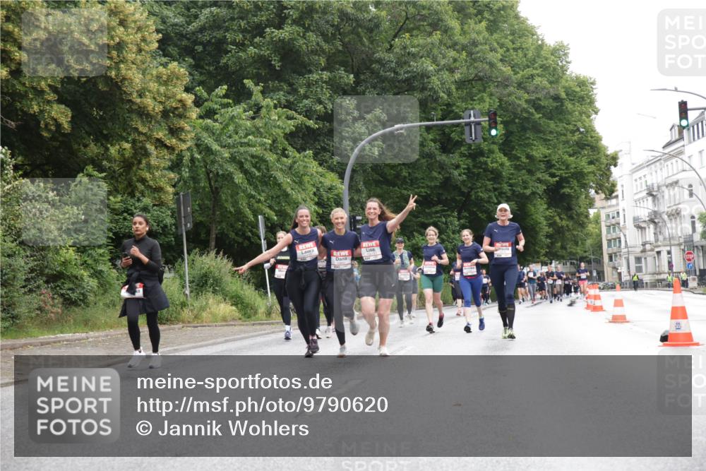 14.06.2026 - REWE Women's Run Jannik Wohlers http://msf.ph/oto/9790620 14.06.2026 10:04:27 Laufen  meine-sportfotos.de
