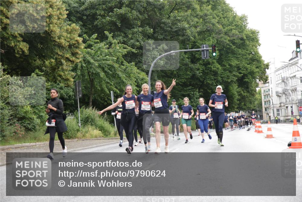 14.06.2026 - REWE Women's Run Jannik Wohlers http://msf.ph/oto/9790624 14.06.2026 10:04:27 Laufen  meine-sportfotos.de