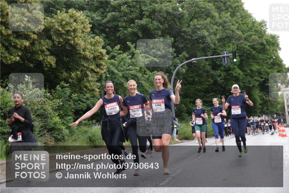 14.06.2026 - REWE Women's Run Jannik Wohlers http://msf.ph/oto/9790643 14.06.2026 10:04:29 Laufen 10412, 10890, 10413 meine-sportfotos.de