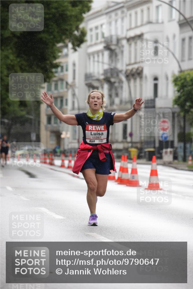 14.06.2026 - REWE Women's Run Jannik Wohlers http://msf.ph/oto/9790647 14.06.2026 09:46:04 Laufen 11287 meine-sportfotos.de