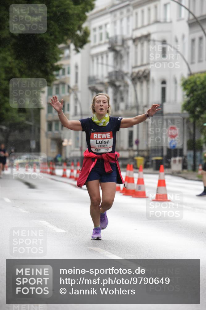14.06.2026 - REWE Women's Run Jannik Wohlers http://msf.ph/oto/9790649 14.06.2026 09:46:04 Laufen 11287, 50 meine-sportfotos.de