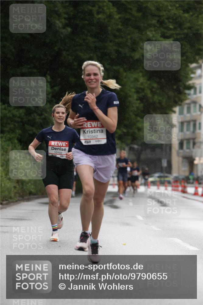 14.06.2026 - REWE Women's Run Jannik Wohlers http://msf.ph/oto/9790655 14.06.2026 09:46:05 Laufen 10102, 7, 10342, 577 meine-sportfotos.de