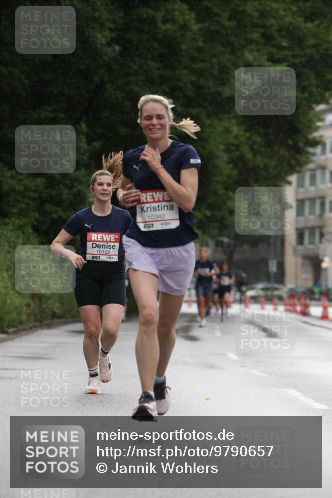 14.06.2026 - REWE Women's Run Jannik Wohlers http://msf.ph/oto/9790657 14.06.2026 09:46:05 Laufen 10102, 10342, 77 meine-sportfotos.de