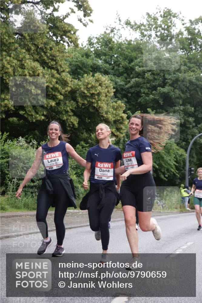 14.06.2026 - REWE Women's Run Jannik Wohlers http://msf.ph/oto/9790659 14.06.2026 10:04:30 Laufen 10412, 10890, 7, 10413 meine-sportfotos.de
