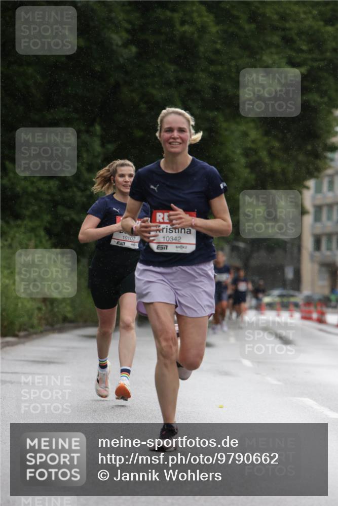 14.06.2026 - REWE Women's Run Jannik Wohlers http://msf.ph/oto/9790662 14.06.2026 09:46:05 Laufen 10102, 10342, 57, 77 meine-sportfotos.de