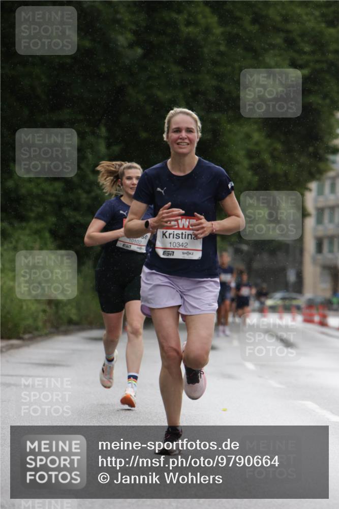 14.06.2026 - REWE Women's Run Jannik Wohlers http://msf.ph/oto/9790664 14.06.2026 09:46:05 Laufen 10102, 651, 10342, 7 meine-sportfotos.de