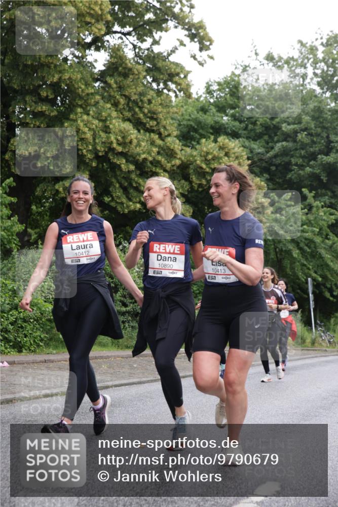 14.06.2026 - REWE Women's Run Jannik Wohlers http://msf.ph/oto/9790679 14.06.2026 10:04:30 Laufen 10412, 10890, 7, 10413, 7 meine-sportfotos.de