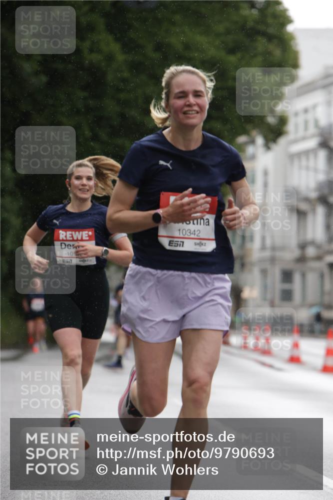 14.06.2026 - REWE Women's Run Jannik Wohlers http://msf.ph/oto/9790693 14.06.2026 09:46:06 Laufen 10, 57, 10342, 7 meine-sportfotos.de