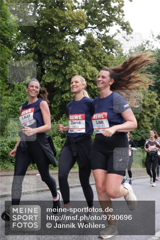 14.06.2026 - REWE Women's Run Jannik Wohlers http://msf.ph/oto/9790696 14.06.2026 10:04:30 Laufen 104, 12, 57, 10890, 57, 10413, 7 meine-sportfotos.de