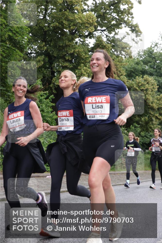 14.06.2026 - REWE Women's Run Jannik Wohlers http://msf.ph/oto/9790703 14.06.2026 10:04:31 Laufen 104, 12, 7, 10890, 51, 10413, 7 meine-sportfotos.de