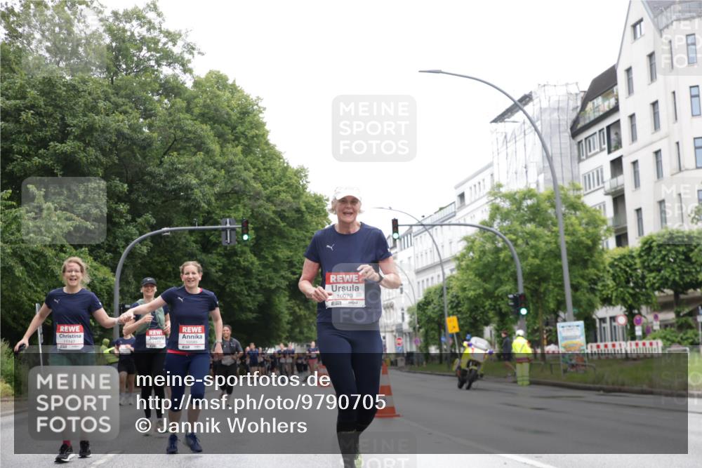 14.06.2026 - REWE Women's Run Jannik Wohlers http://msf.ph/oto/9790705 14.06.2026 10:04:32 Laufen 11147, 10585, 10079, 57 meine-sportfotos.de