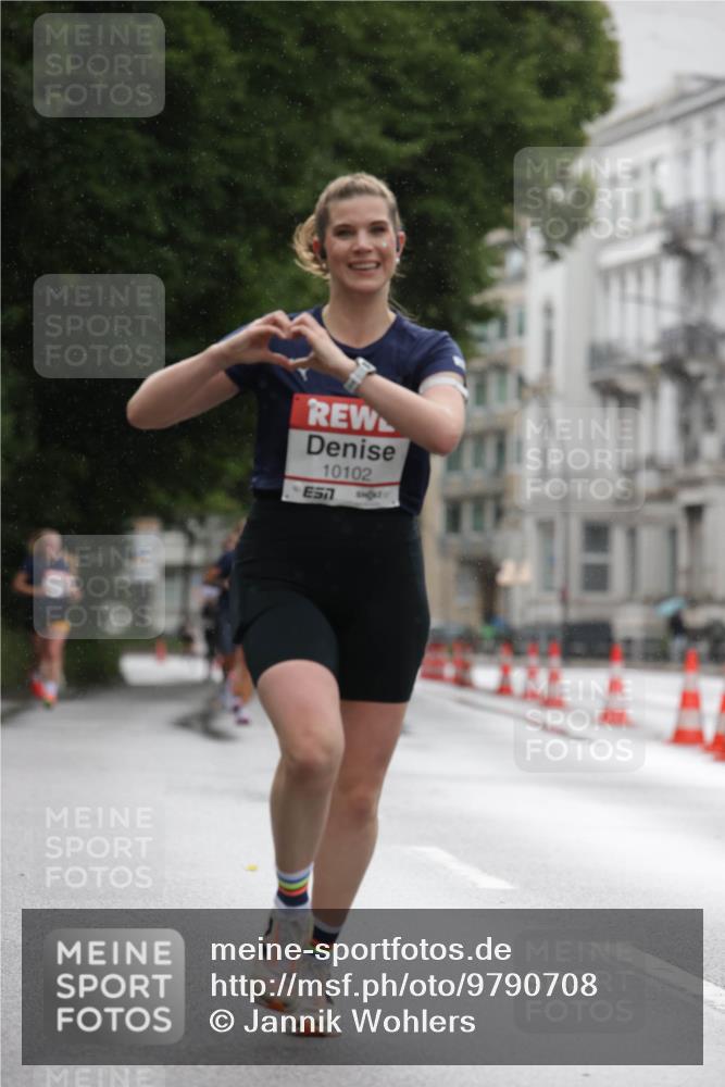 14.06.2026 - REWE Women's Run Jannik Wohlers http://msf.ph/oto/9790708 14.06.2026 09:46:07 Laufen 10102 meine-sportfotos.de