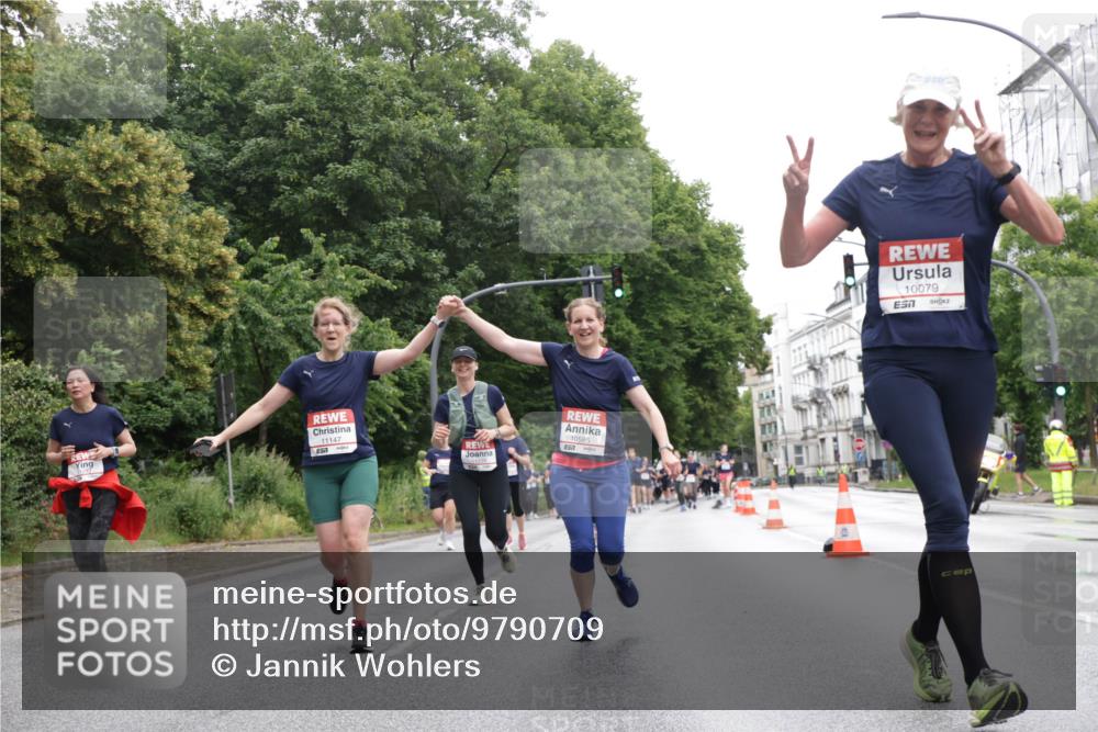 14.06.2026 - REWE Women's Run Jannik Wohlers http://msf.ph/oto/9790709 14.06.2026 10:04:32 Laufen 11147, 10585, 10079, 7 meine-sportfotos.de