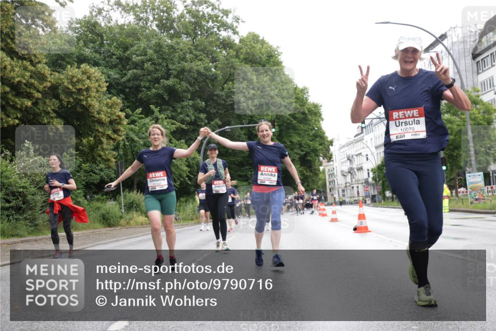 14.06.2026 - REWE Women's Run Jannik Wohlers http://msf.ph/oto/9790716 14.06.2026 10:04:32 Laufen 11147, 10585, 10079 meine-sportfotos.de