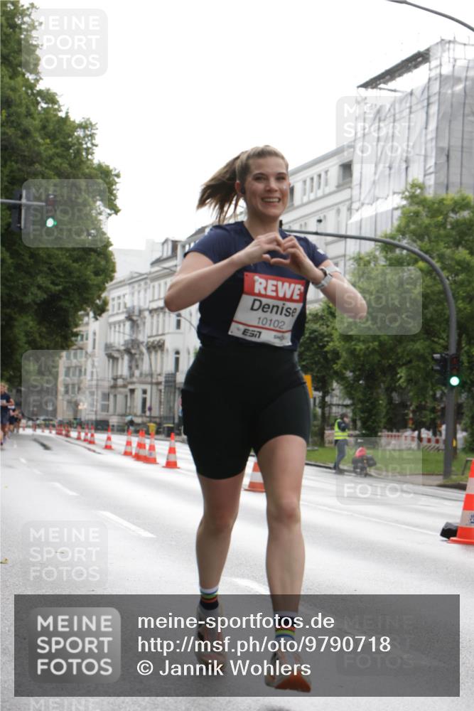 14.06.2026 - REWE Women's Run Jannik Wohlers http://msf.ph/oto/9790718 14.06.2026 09:46:09 Laufen 10102 meine-sportfotos.de
