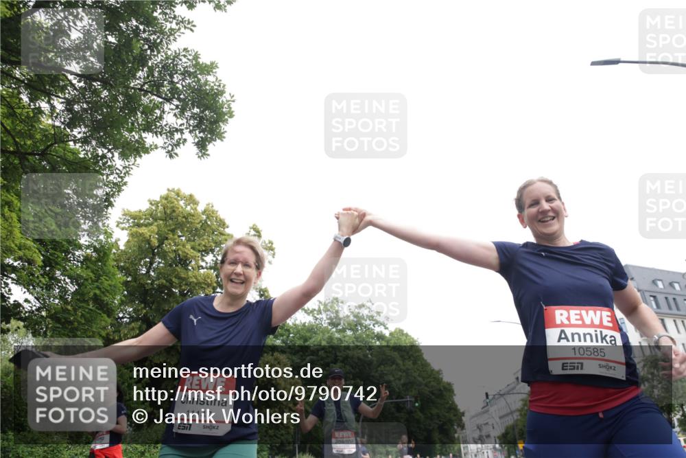 14.06.2026 - REWE Women's Run Jannik Wohlers http://msf.ph/oto/9790742 14.06.2026 10:04:34 Laufen 11147, 7, 10585 meine-sportfotos.de