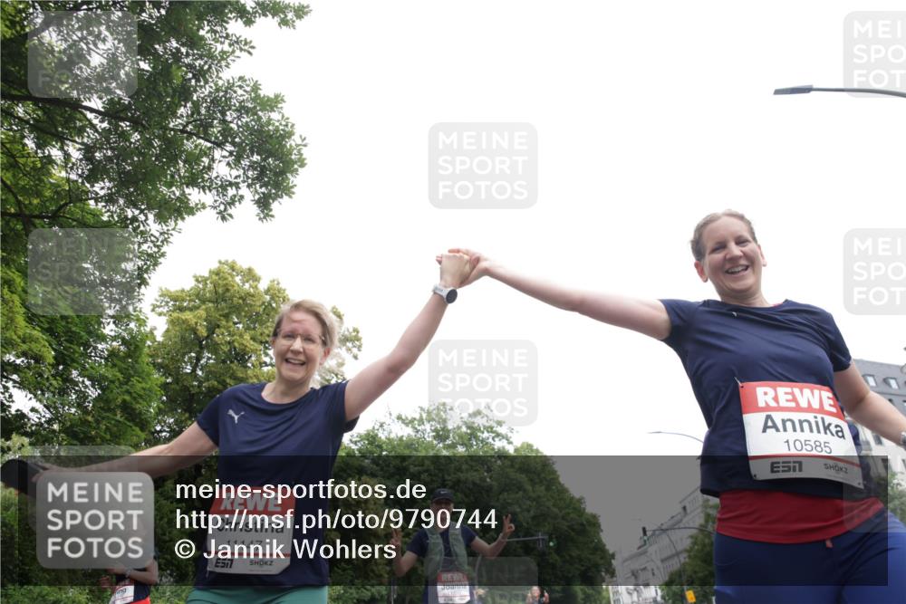 14.06.2026 - REWE Women's Run Jannik Wohlers http://msf.ph/oto/9790744 14.06.2026 10:04:35 Laufen 11147, 7, 10585 meine-sportfotos.de