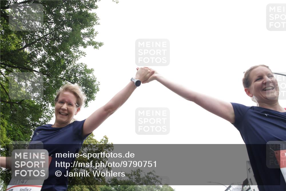 14.06.2026 - REWE Women's Run Jannik Wohlers http://msf.ph/oto/9790751 14.06.2026 10:04:35 Laufen 11147 meine-sportfotos.de