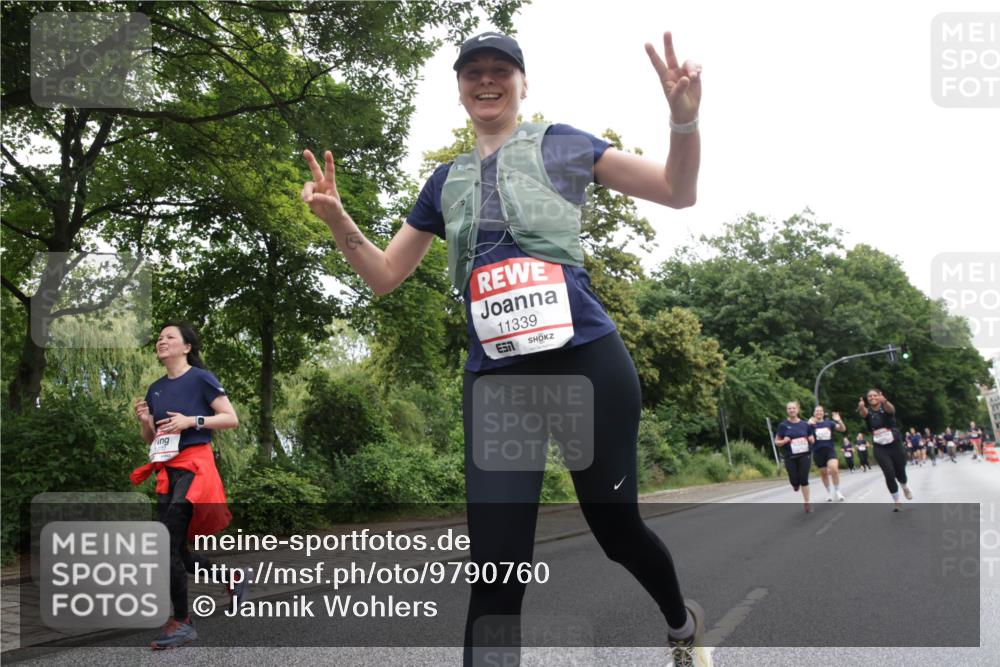 14.06.2026 - REWE Women's Run Jannik Wohlers http://msf.ph/oto/9790760 14.06.2026 10:04:36 Laufen 1277, 11339 meine-sportfotos.de