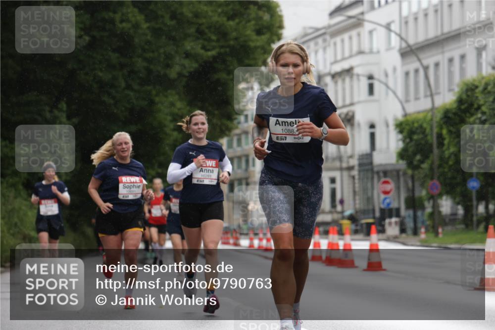 14.06.2026 - REWE Women's Run Jannik Wohlers http://msf.ph/oto/9790763 14.06.2026 09:46:17 Laufen 10691, 10281, 10883, 57 meine-sportfotos.de