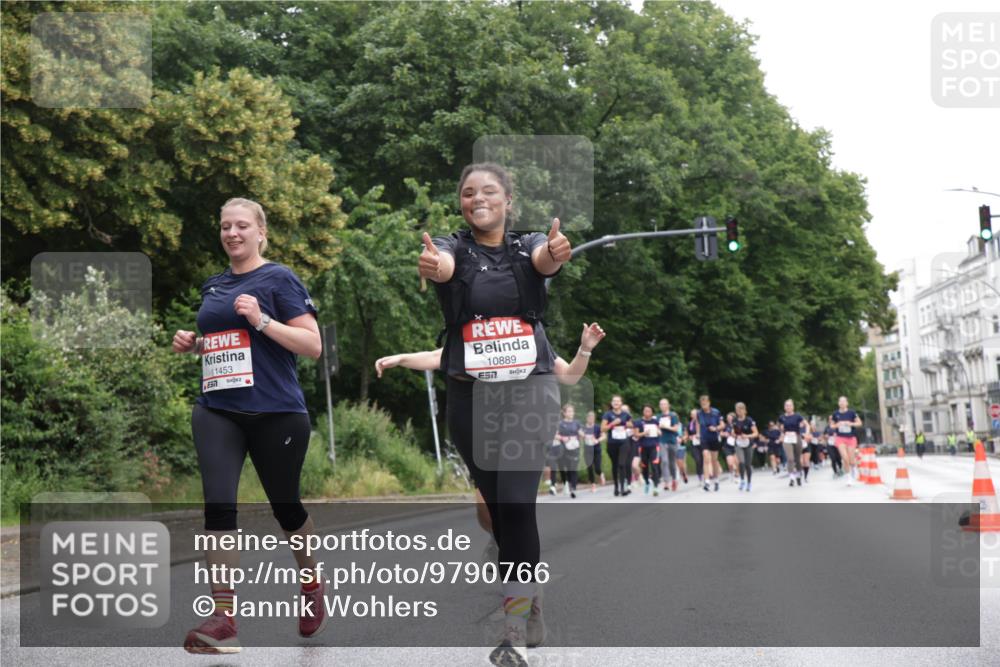 14.06.2026 - REWE Women's Run Jannik Wohlers http://msf.ph/oto/9790766 14.06.2026 10:04:37 Laufen 11453, 10889 meine-sportfotos.de