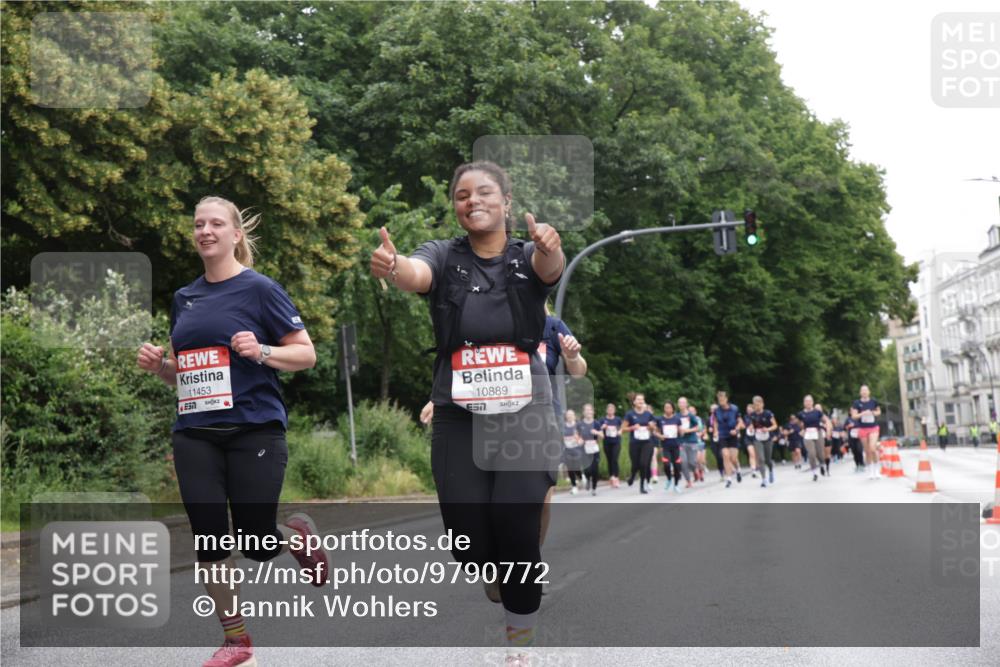 14.06.2026 - REWE Women's Run Jannik Wohlers http://msf.ph/oto/9790772 14.06.2026 10:04:38 Laufen 11453, 10889, 57 meine-sportfotos.de