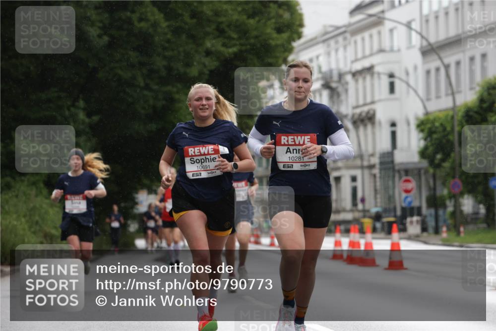 14.06.2026 - REWE Women's Run Jannik Wohlers http://msf.ph/oto/9790773 14.06.2026 09:46:19 Laufen 10691, 10281 meine-sportfotos.de
