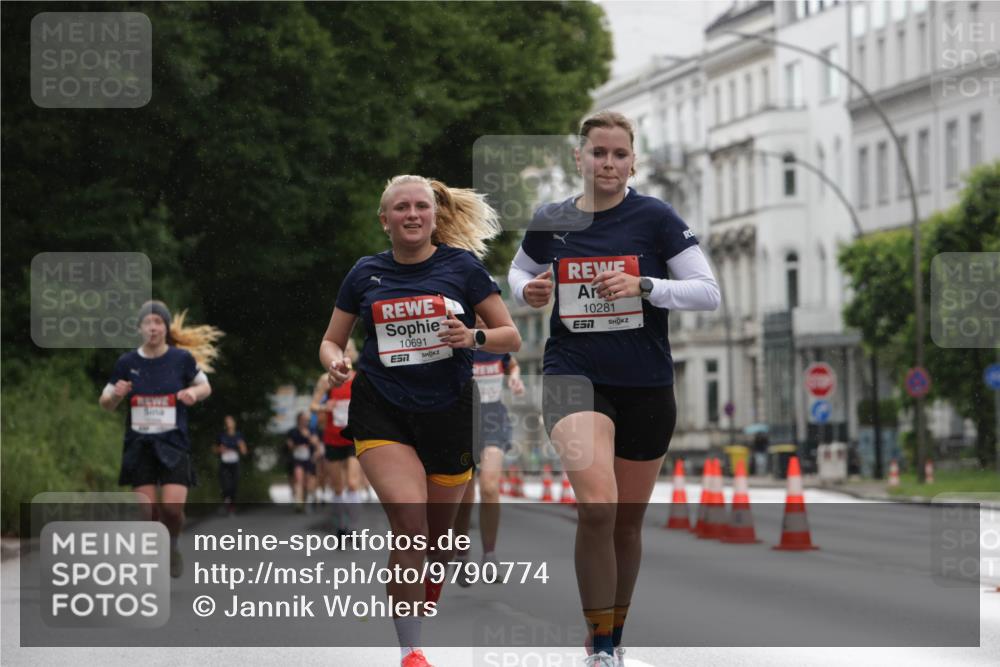 14.06.2026 - REWE Women's Run Jannik Wohlers http://msf.ph/oto/9790774 14.06.2026 09:46:19 Laufen 10691, 10281 meine-sportfotos.de