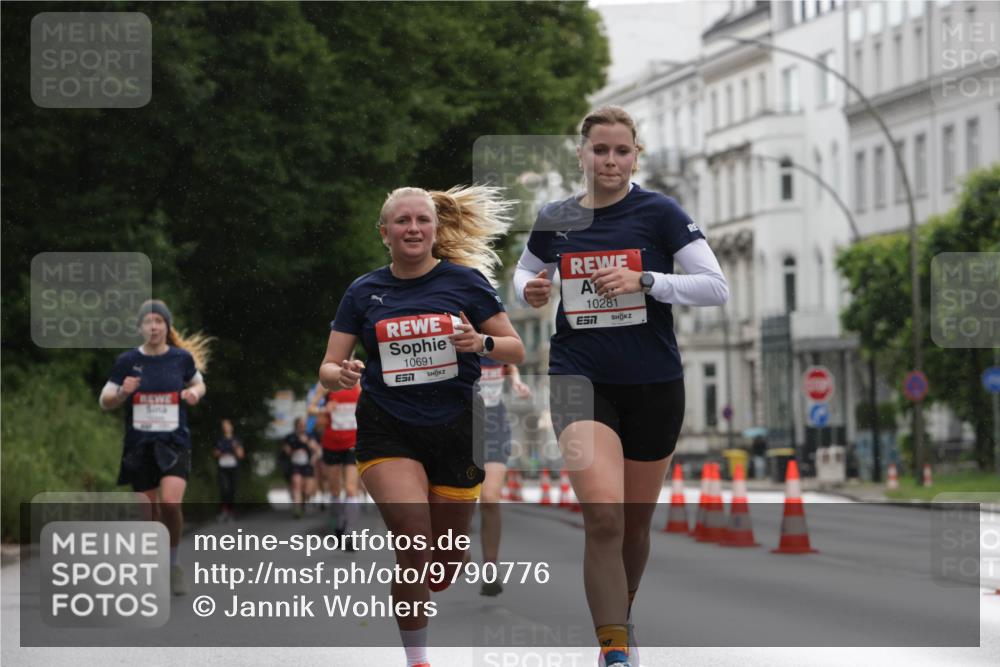 14.06.2026 - REWE Women's Run Jannik Wohlers http://msf.ph/oto/9790776 14.06.2026 09:46:19 Laufen 10691, 10281, 7 meine-sportfotos.de