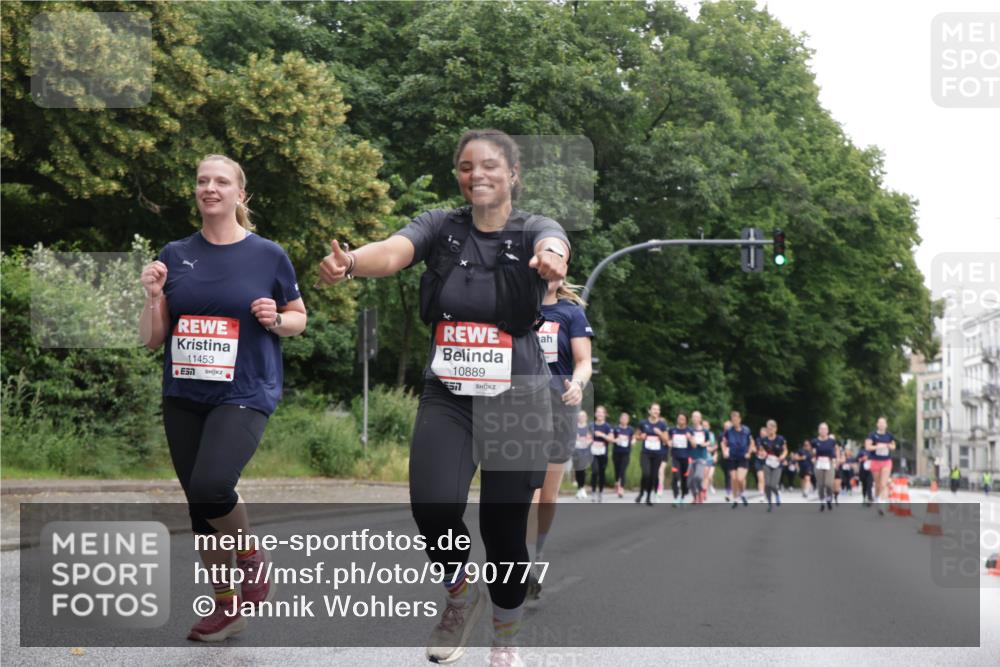 14.06.2026 - REWE Women's Run Jannik Wohlers http://msf.ph/oto/9790777 14.06.2026 10:04:38 Laufen 11453, 10889, 57 meine-sportfotos.de