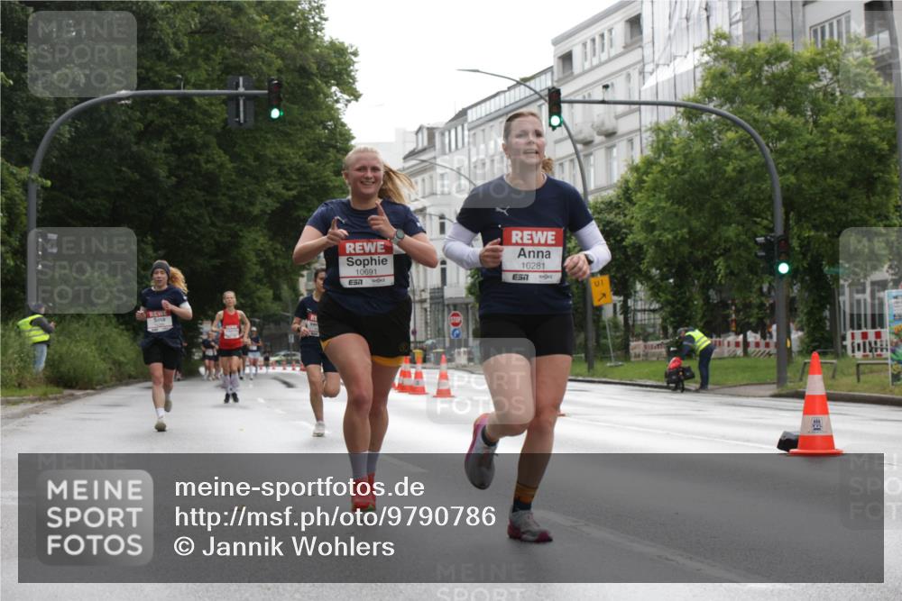 14.06.2026 - REWE Women's Run Jannik Wohlers http://msf.ph/oto/9790786 14.06.2026 09:46:20 Laufen 10691, 7, 10281, 7, 01 meine-sportfotos.de