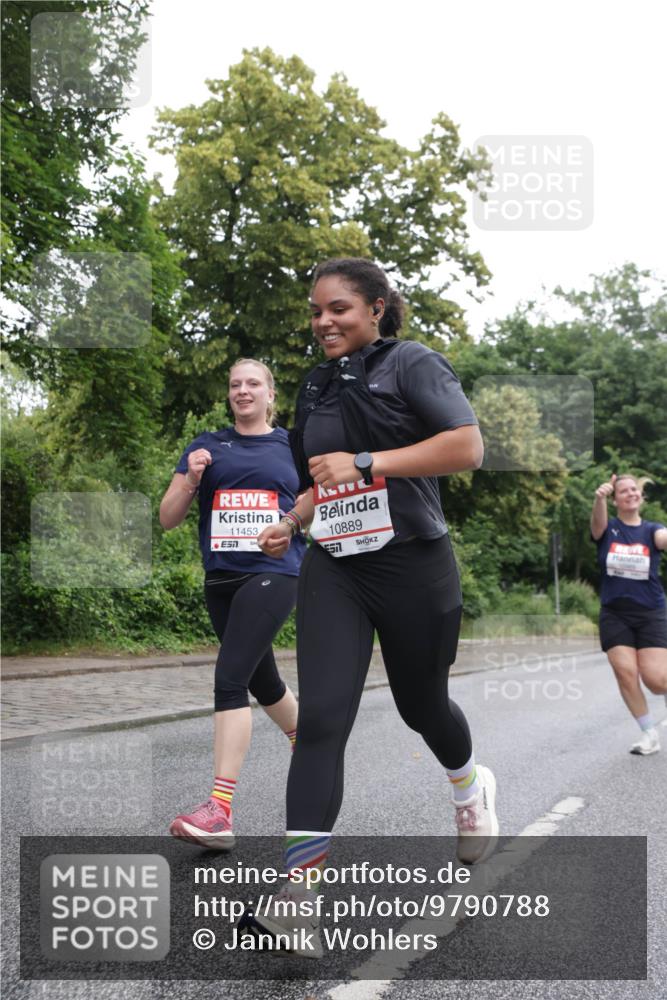 14.06.2026 - REWE Women's Run Jannik Wohlers http://msf.ph/oto/9790788 14.06.2026 10:04:39 Laufen 11453, 10889, 7 meine-sportfotos.de