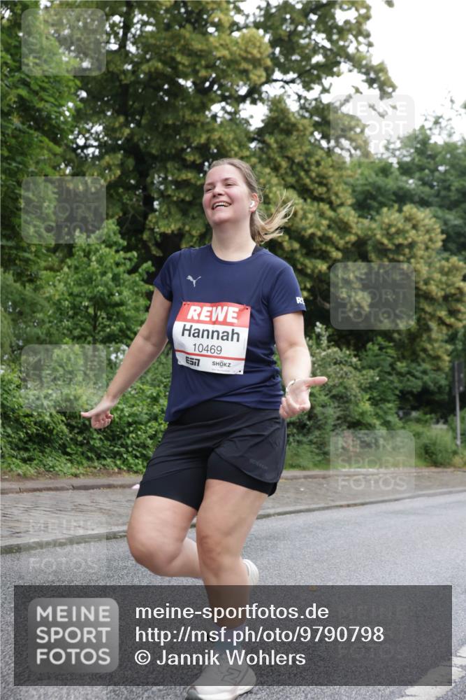14.06.2026 - REWE Women's Run Jannik Wohlers http://msf.ph/oto/9790798 14.06.2026 10:04:40 Laufen 10469, 7 meine-sportfotos.de