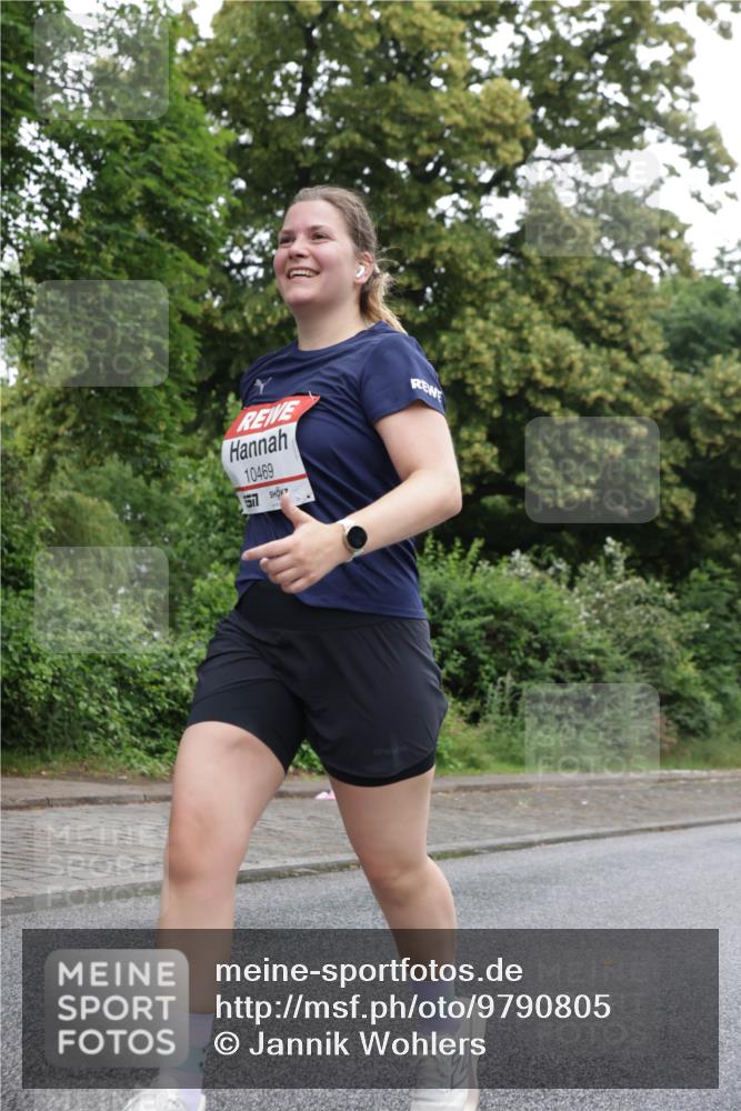 14.06.2026 - REWE Women's Run Jannik Wohlers http://msf.ph/oto/9790805 14.06.2026 10:04:40 Laufen 10469, 57 meine-sportfotos.de