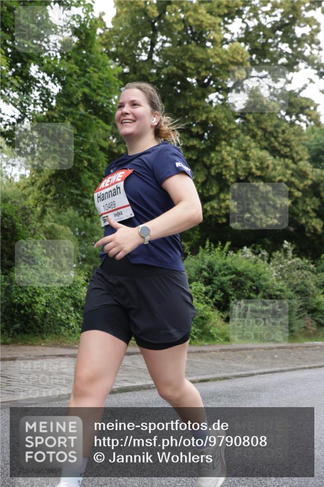 14.06.2026 - REWE Women's Run Jannik Wohlers http://msf.ph/oto/9790808 14.06.2026 10:04:40 Laufen 10469 meine-sportfotos.de