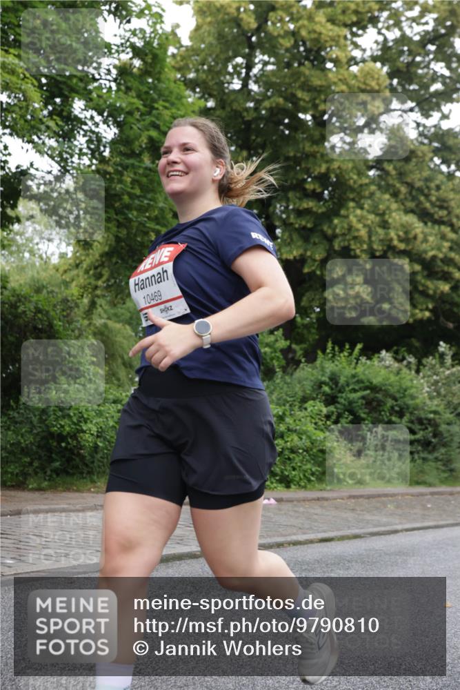 14.06.2026 - REWE Women's Run Jannik Wohlers http://msf.ph/oto/9790810 14.06.2026 10:04:40 Laufen 10469 meine-sportfotos.de