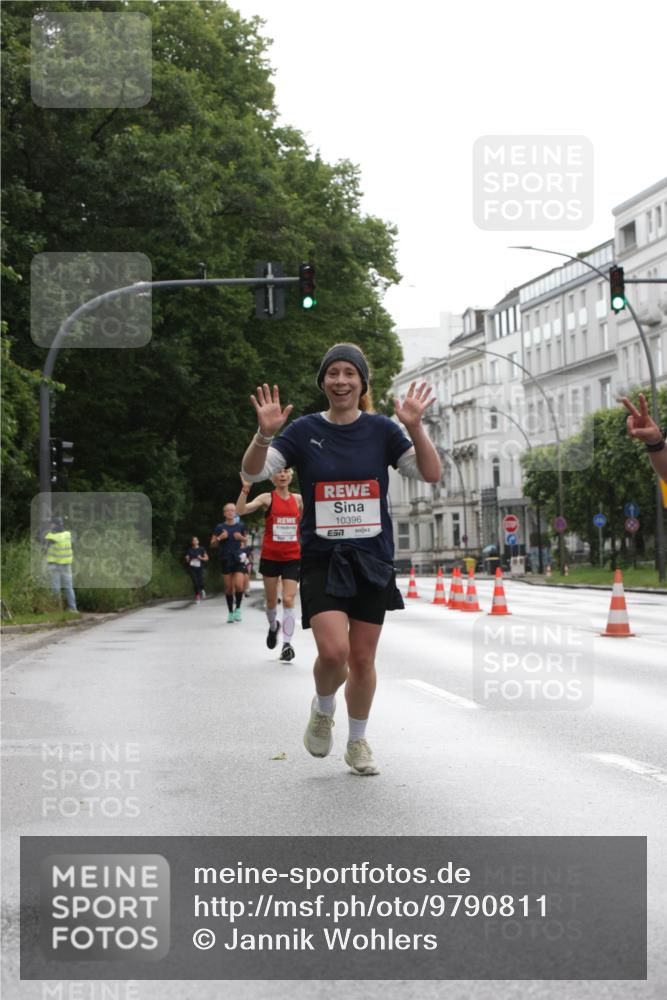 14.06.2026 - REWE Women's Run Jannik Wohlers http://msf.ph/oto/9790811 14.06.2026 09:46:23 Laufen 10396 meine-sportfotos.de
