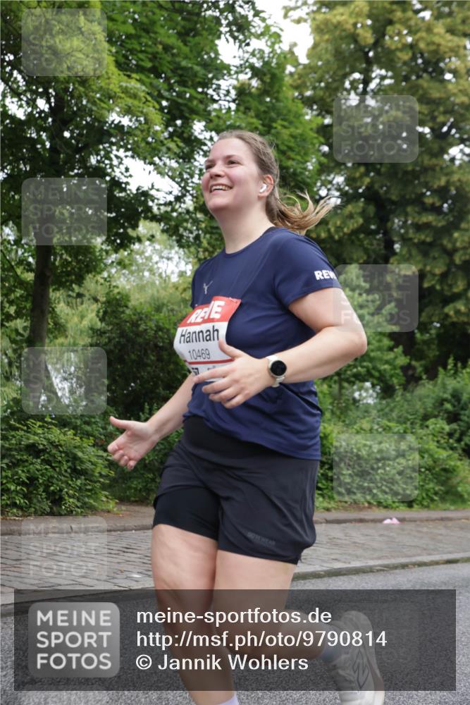14.06.2026 - REWE Women's Run Jannik Wohlers http://msf.ph/oto/9790814 14.06.2026 10:04:40 Laufen 10469 meine-sportfotos.de