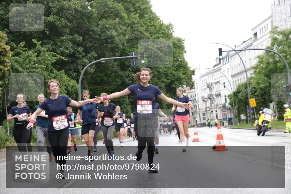 14.06.2026 - REWE Women's Run Jannik Wohlers http://msf.ph/oto/9790824 14.06.2026 10:04:45 Laufen 11486, 651, 10903, 57 meine-sportfotos.de