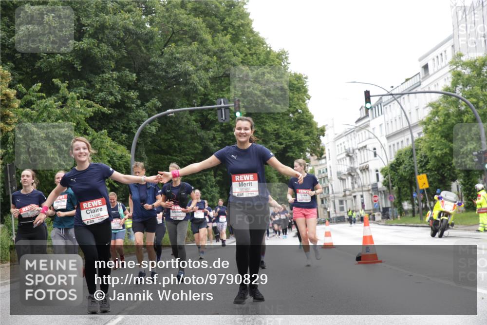 14.06.2026 - REWE Women's Run Jannik Wohlers http://msf.ph/oto/9790829 14.06.2026 10:04:45 Laufen 11486, 51, 10425, 10903 meine-sportfotos.de