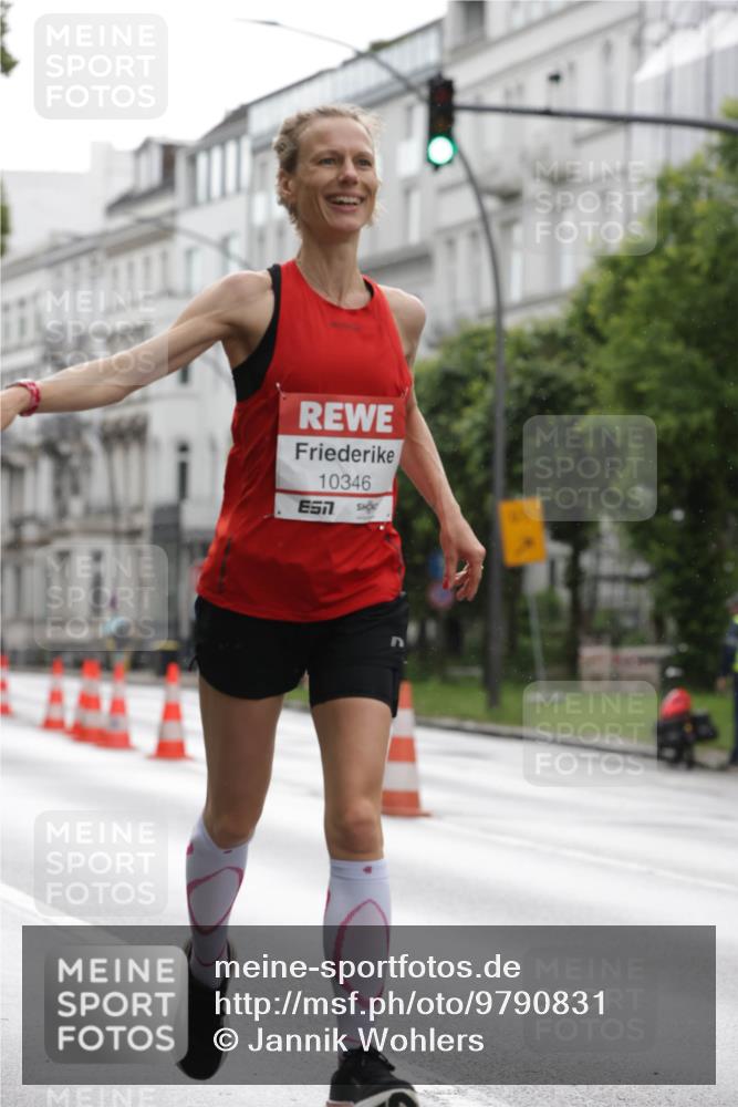 14.06.2026 - REWE Women's Run Jannik Wohlers http://msf.ph/oto/9790831 14.06.2026 09:46:27 Laufen 10346 meine-sportfotos.de