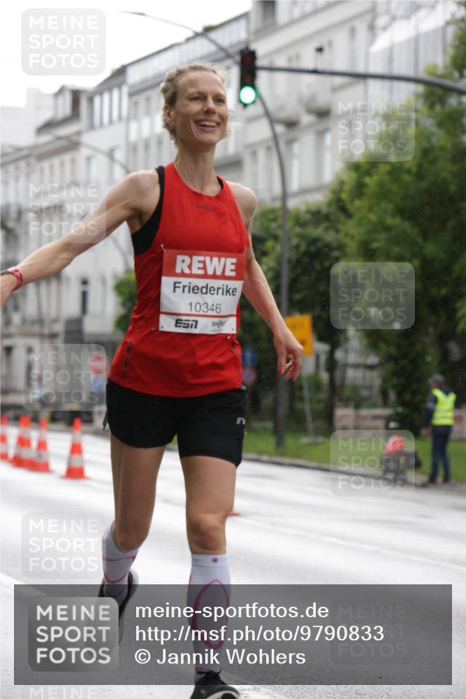 14.06.2026 - REWE Women's Run Jannik Wohlers http://msf.ph/oto/9790833 14.06.2026 09:46:27 Laufen 10346 meine-sportfotos.de