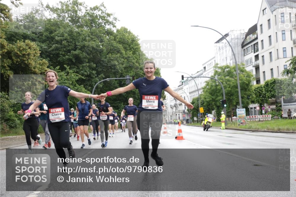 14.06.2026 - REWE Women's Run Jannik Wohlers http://msf.ph/oto/9790836 14.06.2026 10:04:46 Laufen 11486, 10903, 7 meine-sportfotos.de