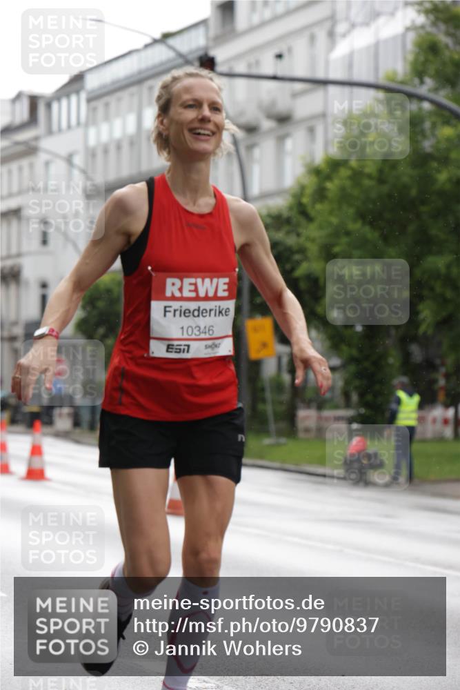 14.06.2026 - REWE Women's Run Jannik Wohlers http://msf.ph/oto/9790837 14.06.2026 09:46:27 Laufen 10346, 7 meine-sportfotos.de
