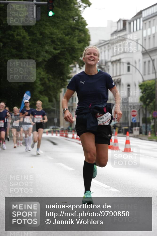 14.06.2026 - REWE Women's Run Jannik Wohlers http://msf.ph/oto/9790850 14.06.2026 09:46:29 Laufen 10322 meine-sportfotos.de