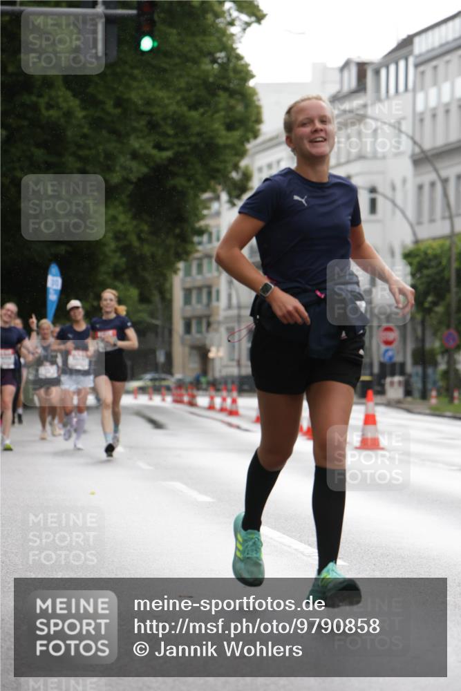 14.06.2026 - REWE Women's Run Jannik Wohlers http://msf.ph/oto/9790858 14.06.2026 09:46:29 Laufen  meine-sportfotos.de