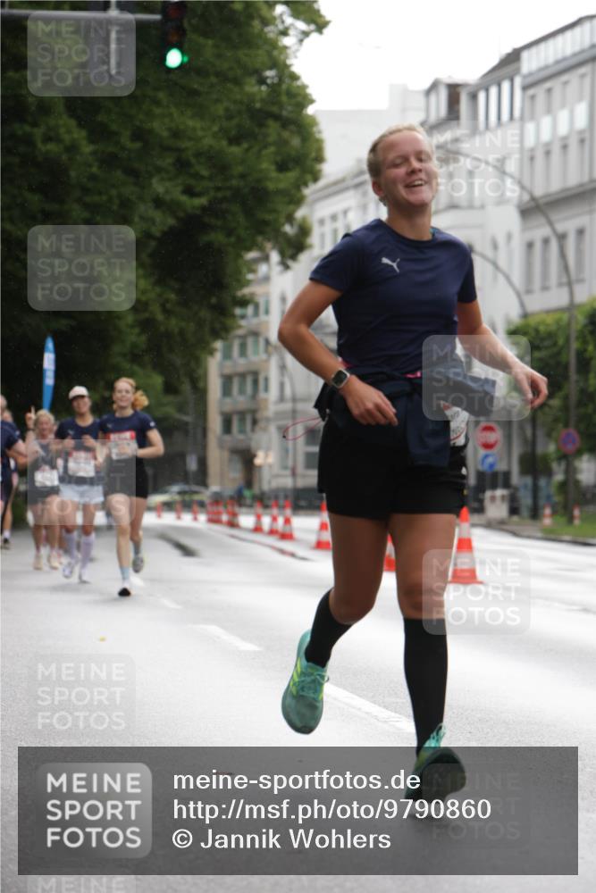 14.06.2026 - REWE Women's Run Jannik Wohlers http://msf.ph/oto/9790860 14.06.2026 09:46:30 Laufen  meine-sportfotos.de