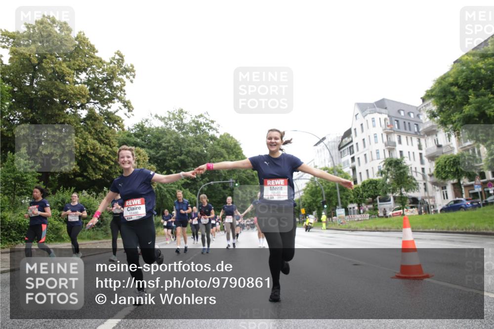 14.06.2026 - REWE Women's Run Jannik Wohlers http://msf.ph/oto/9790861 14.06.2026 10:04:46 Laufen 11486, 10903 meine-sportfotos.de